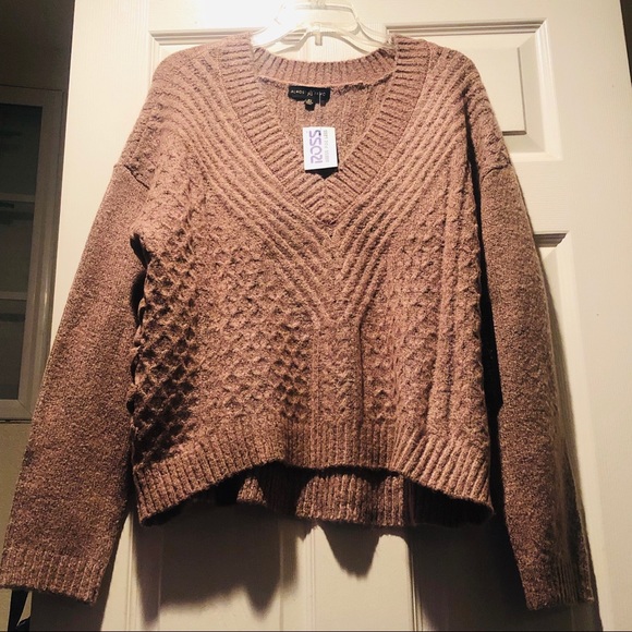 GET AHEAD FOR THE WINTER CUTE XL sweater - Picture 1 of 3